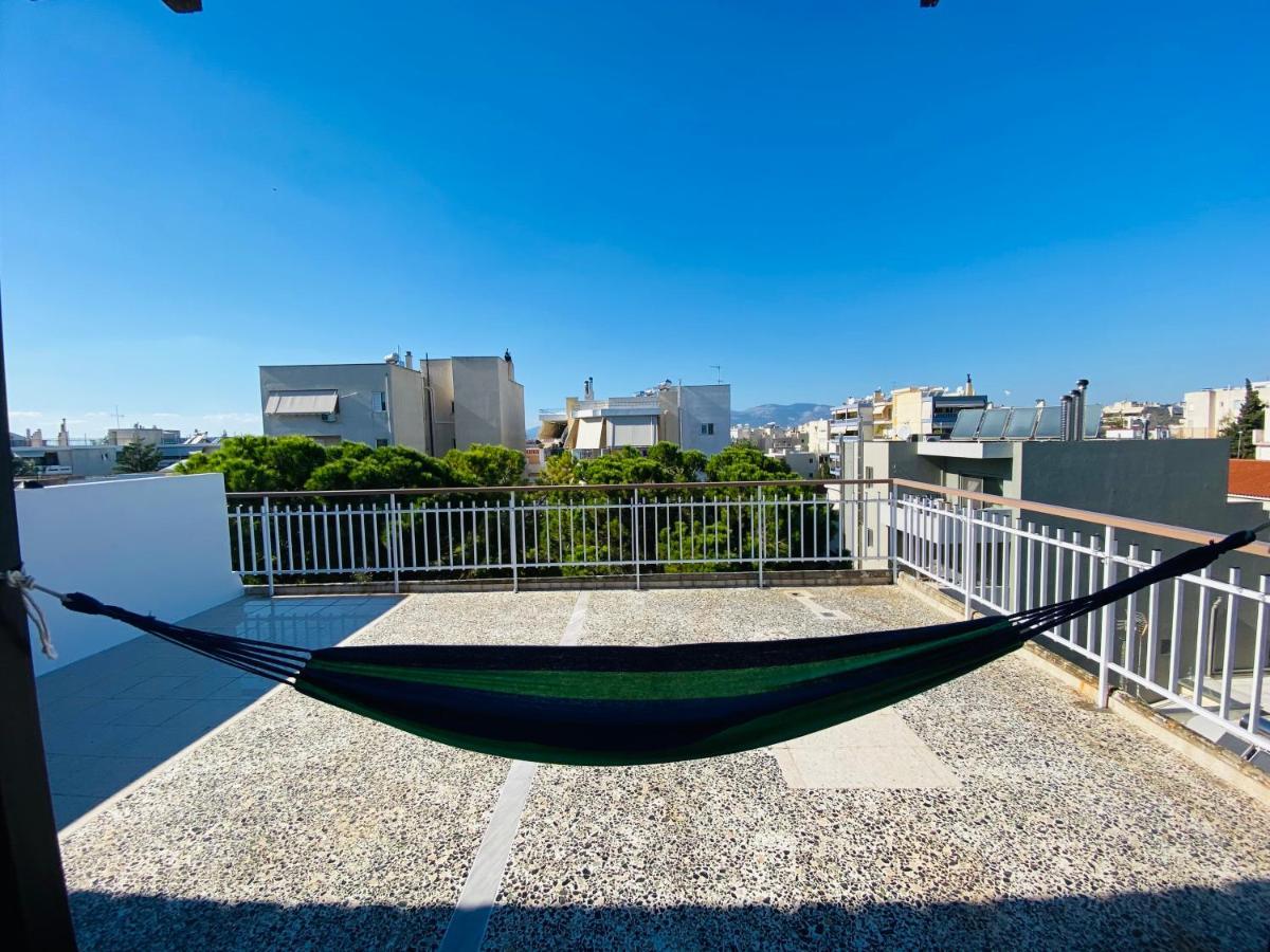 地铁站旁,免费停车位,距机场15分钟车程,独享80平米露台和美景,星空帐篷,舒适淋浴,宽敞3间房3张双人床公寓 Athens Luaran gambar